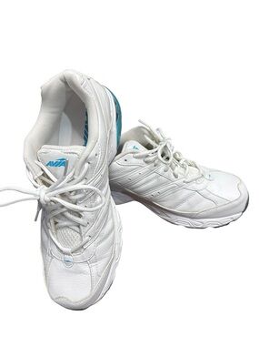 Avia Women’s 9.5‎ Wide White Walking Sneakers Comfort Athletic Shoes